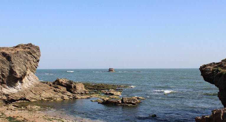 Jalandhar Beach, Diu, Daman and Diu - Vushii.com Jalandhar Beach, Diu, Daman and Diu - Vushii.com
